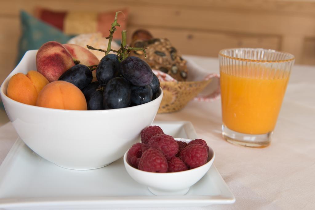 Bed and Breakfast La Uecia By Fana Ladina San Vigilio Di Marebbe Esterno foto