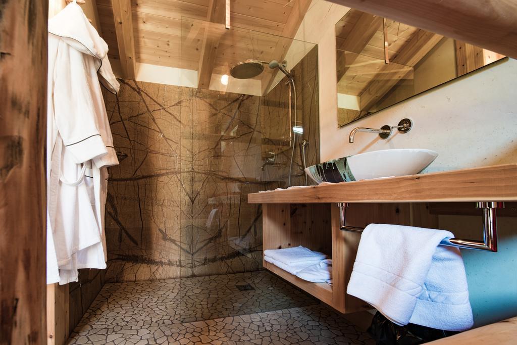 Bed and Breakfast La Uecia By Fana Ladina San Vigilio Di Marebbe Esterno foto